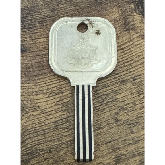 Vintage Beverly Hills Hotel Room Key - Picture 4 of 4